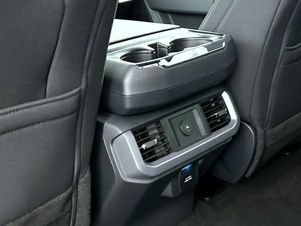 New 2026 Antimatter Blue Metallic Ford XLT image 21
