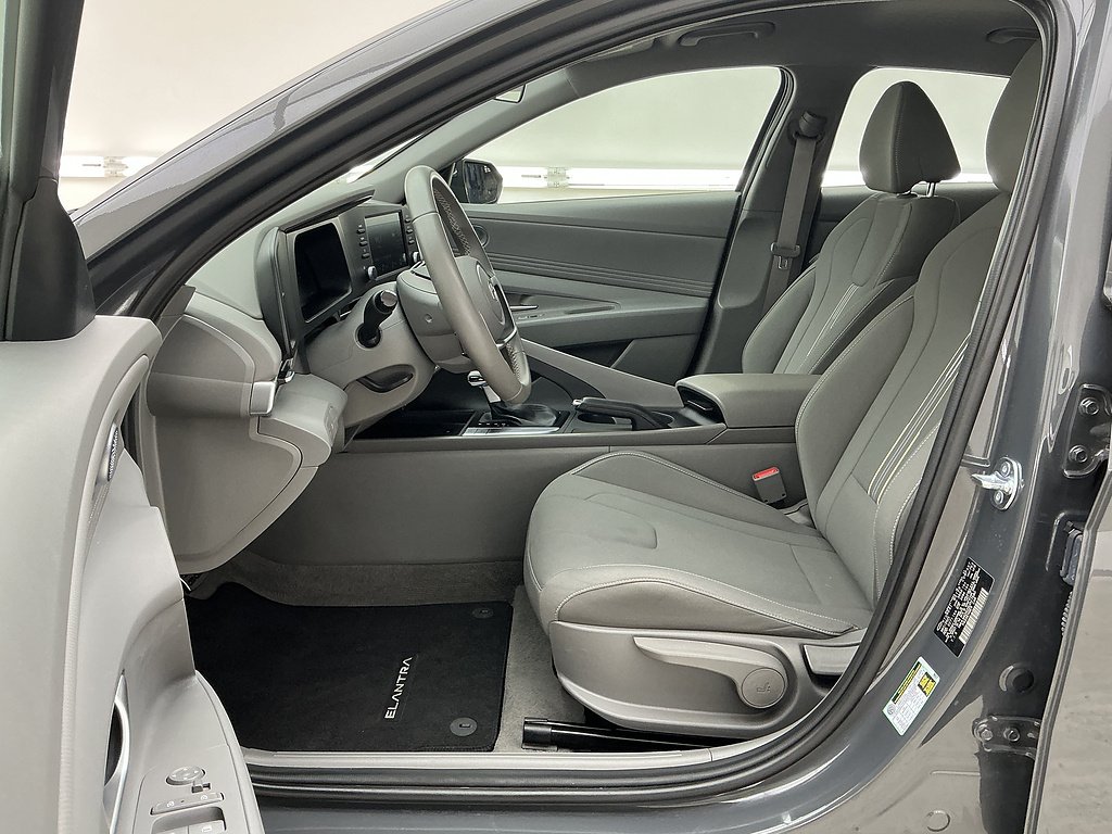 Used 2025 Ecotronic Gray Pearl Hyundai SEL Sport image 17