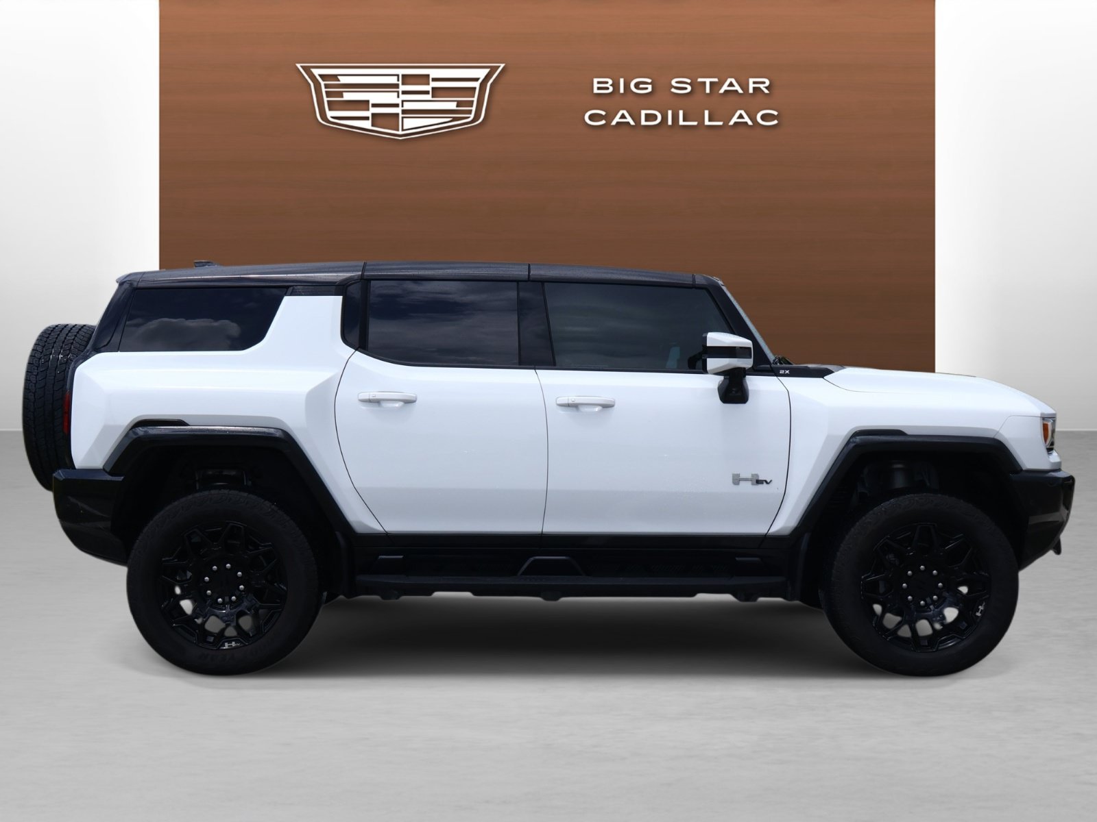 Used 2024 Interstellar White GMC 2X image 5