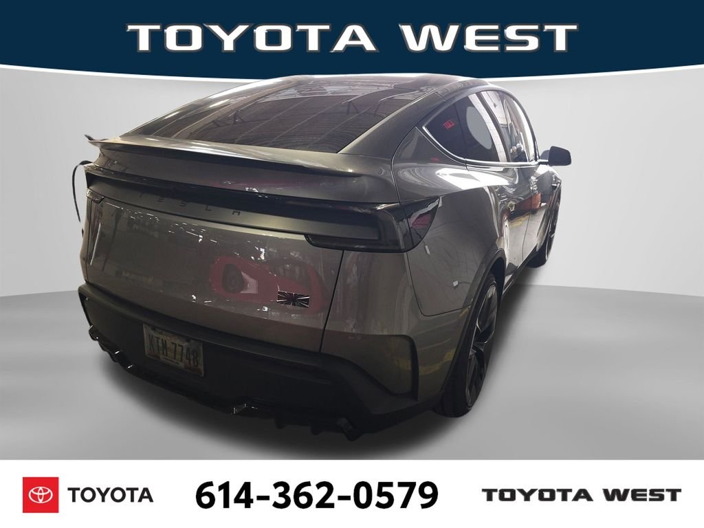 Used 2026  Tesla Premium image 8
