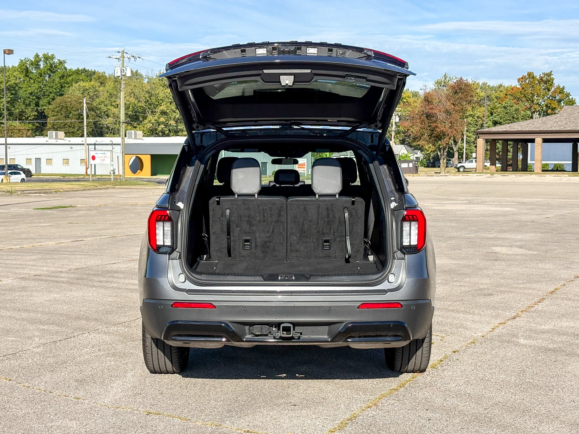 Used 2025 Gray Ford ST-Line image 28