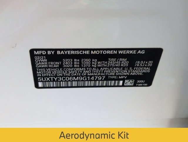 Used 2021 Alpine White BMW sDrive30i image 32