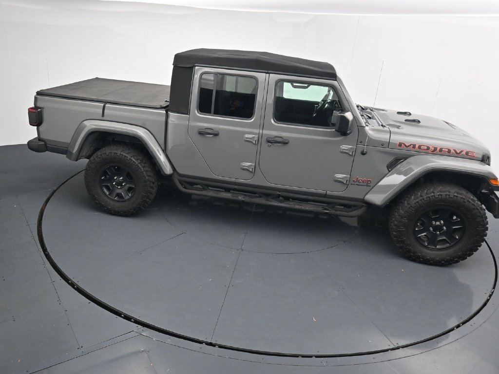 Used 2021 Gray Jeep Mojave image 31
