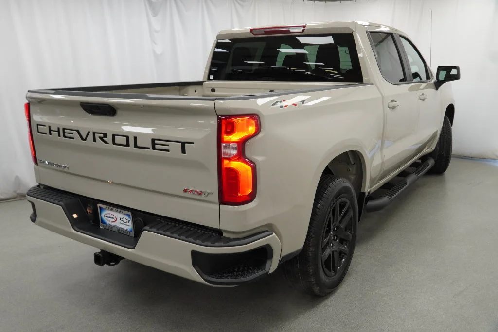 New 2026 White Sands Chevrolet RST image 3