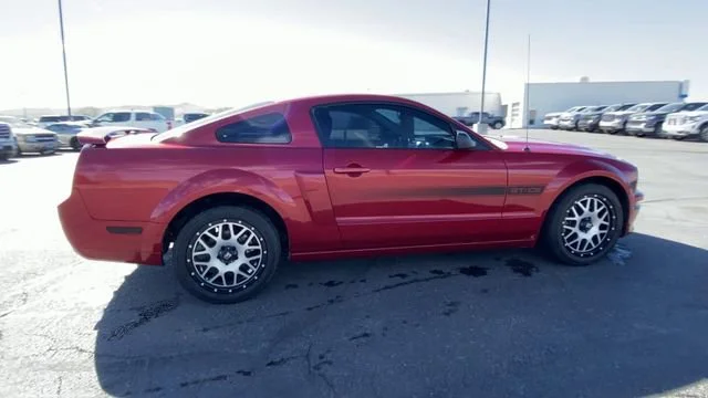 Used 2008 Red Ford GT Deluxe image 9