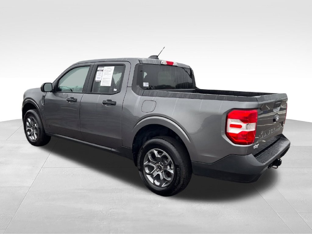 Used 2026 Gray Ford XLT image 3