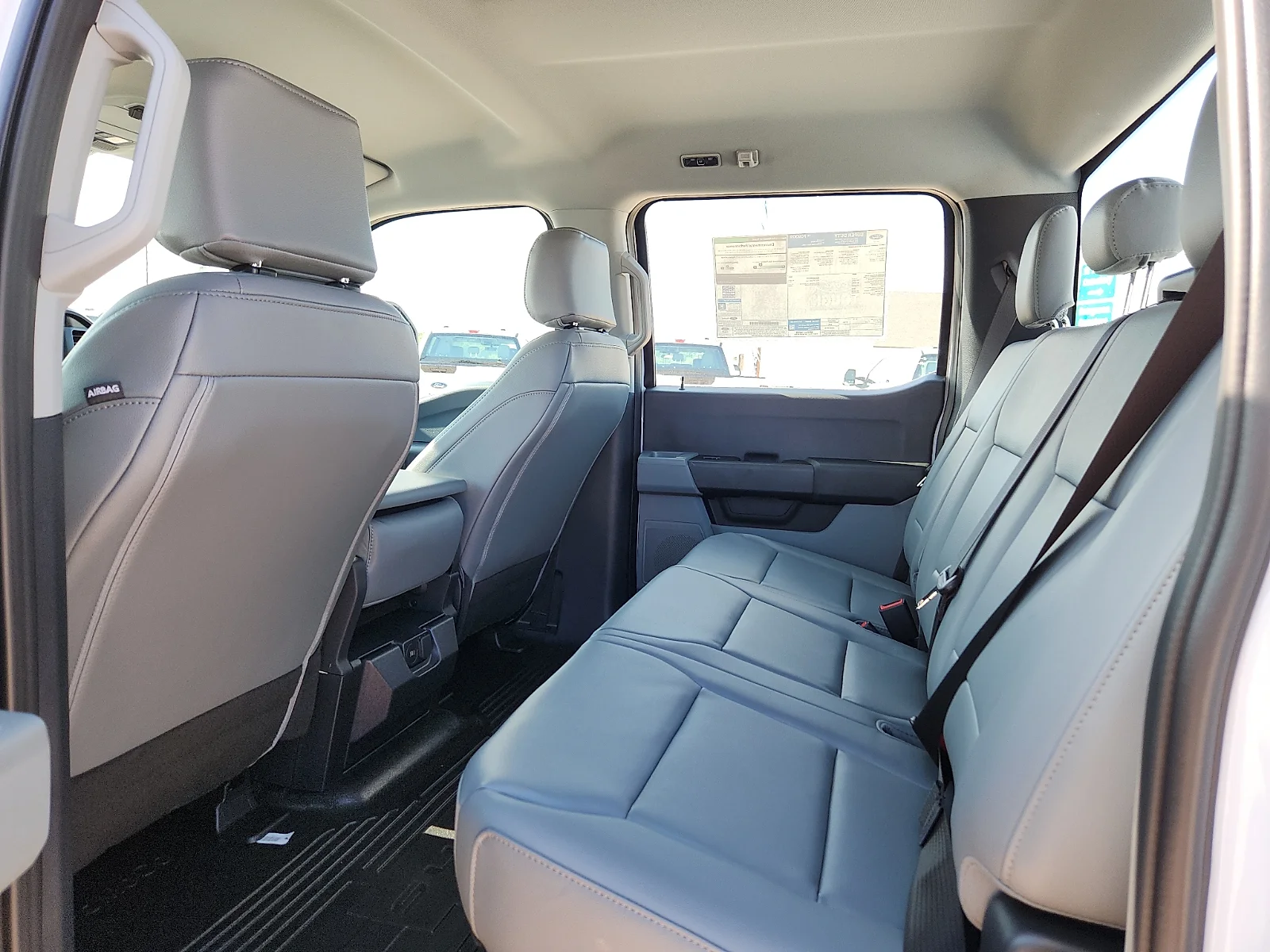 New 2026 Oxford White Ford XL image 18