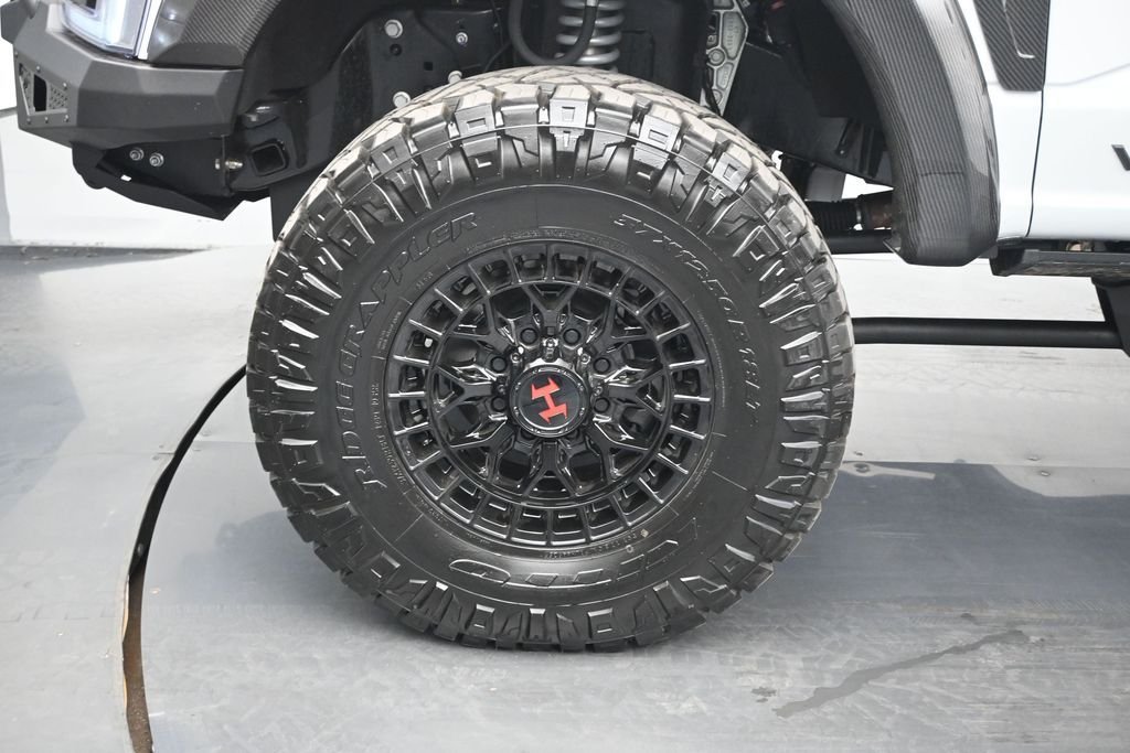 New 2026 Avalanche Ford Lariat image 26