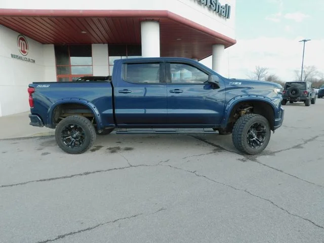 Certified Used 2020 Blue Chevrolet RST image 32