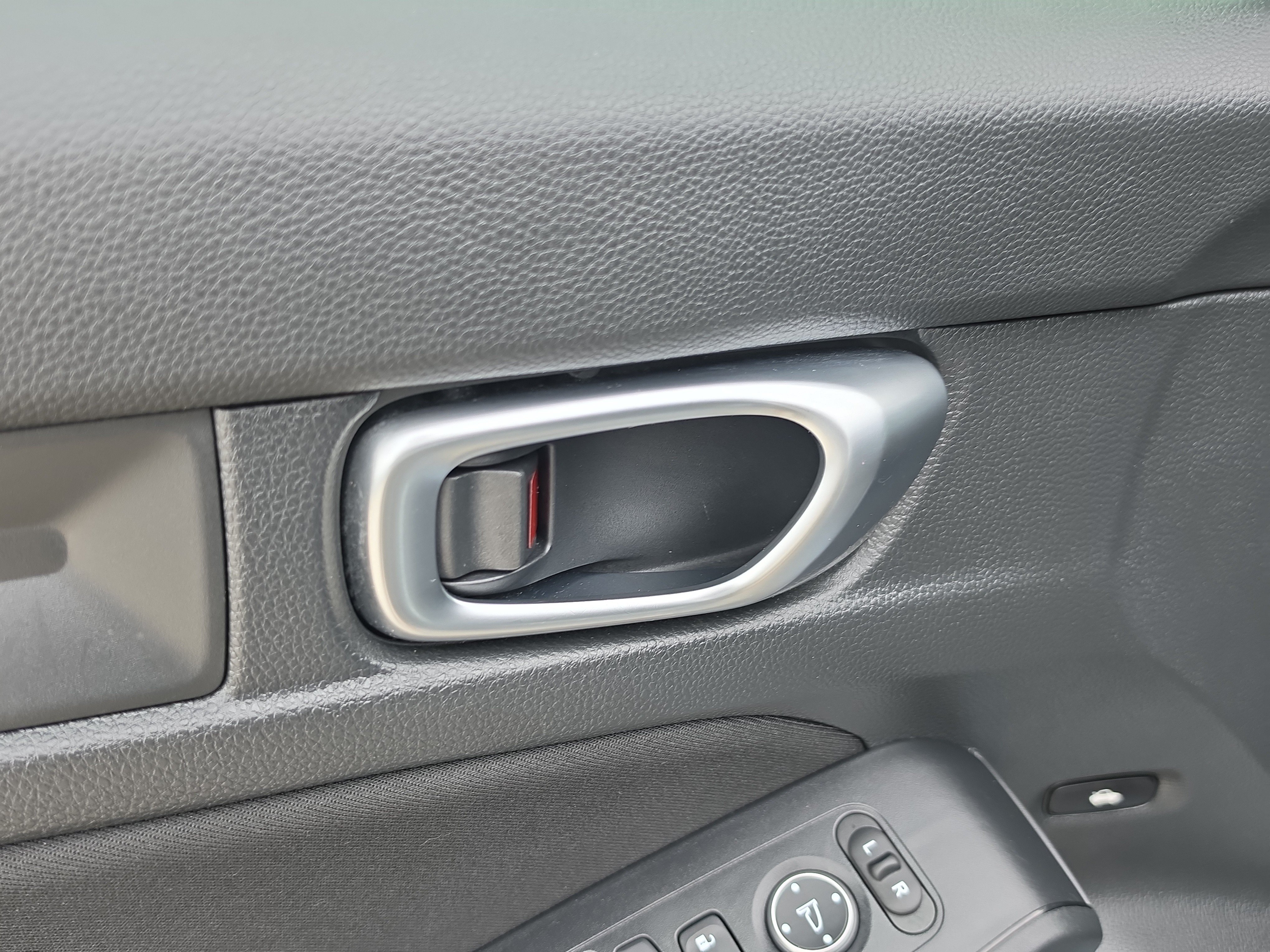 Used 2024 Morning Mist Metallic Honda Sport image 18