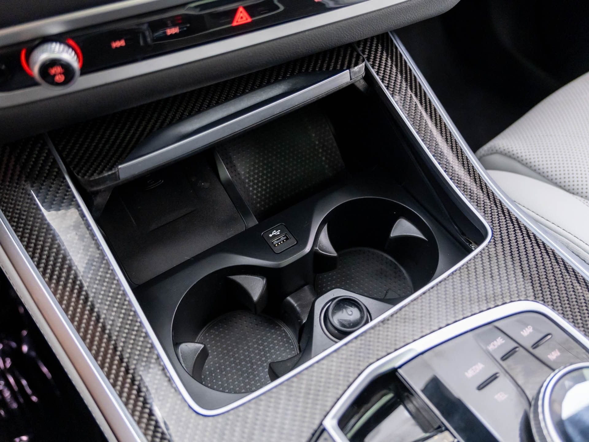 Certified Used 2025 Skyscraper Grey Metallic BMW M60i image 31