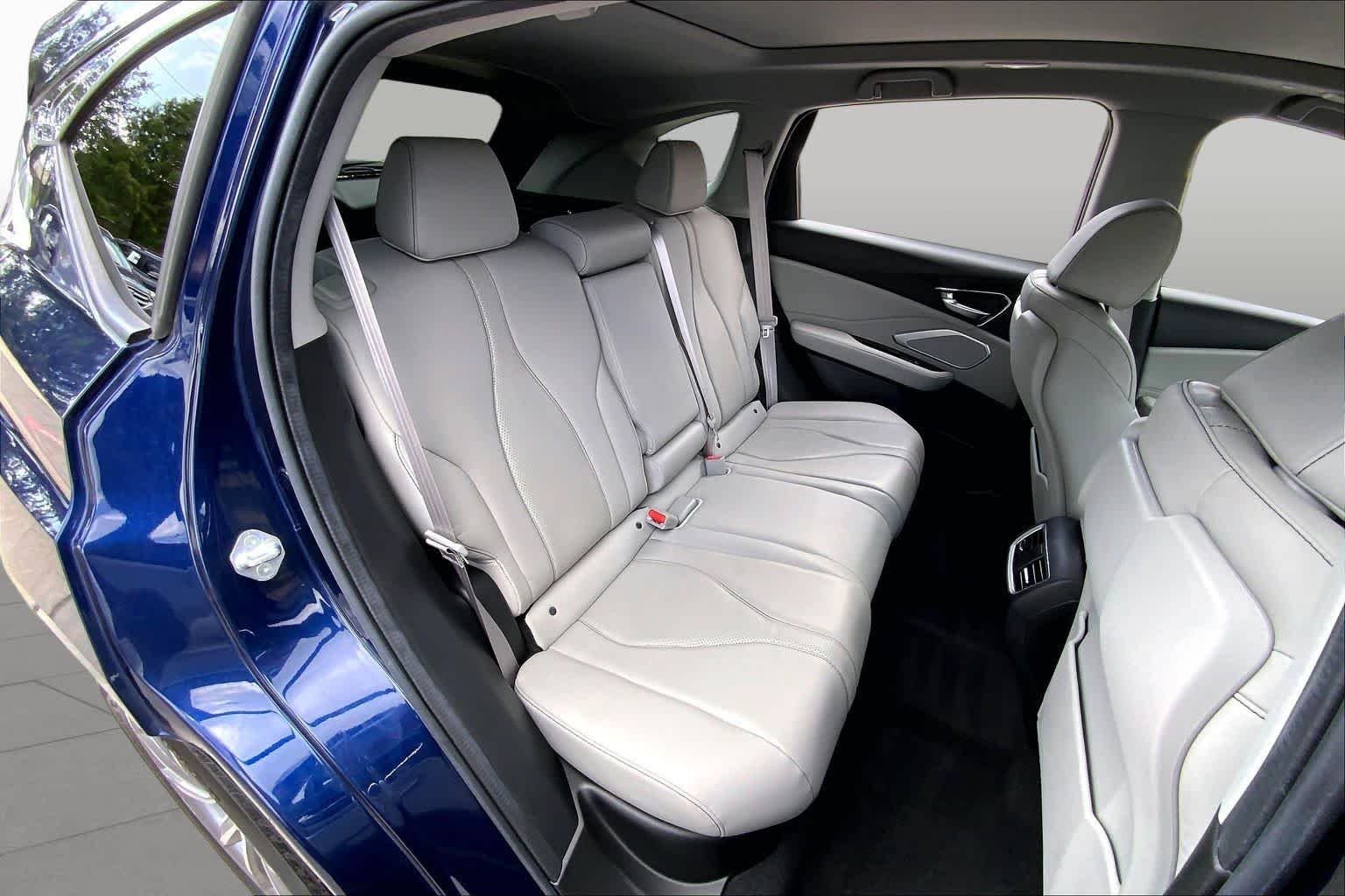 Used 2024 Fathom Blue Pearl Acura w/Technology Package image 21