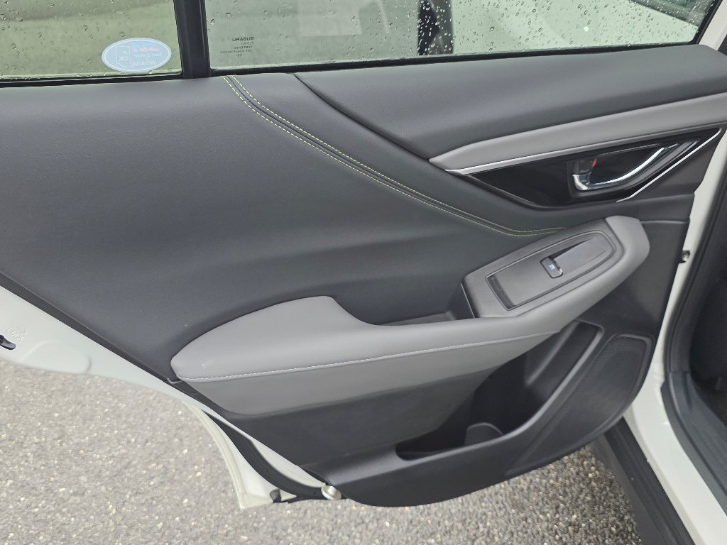 Used 2024 Crystal White Pearl Subaru Onyx Edition image 30