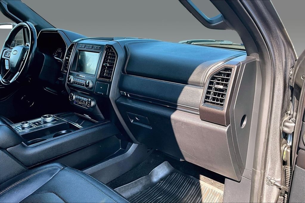 Used 2018 Magnetic Ford Limited image 10