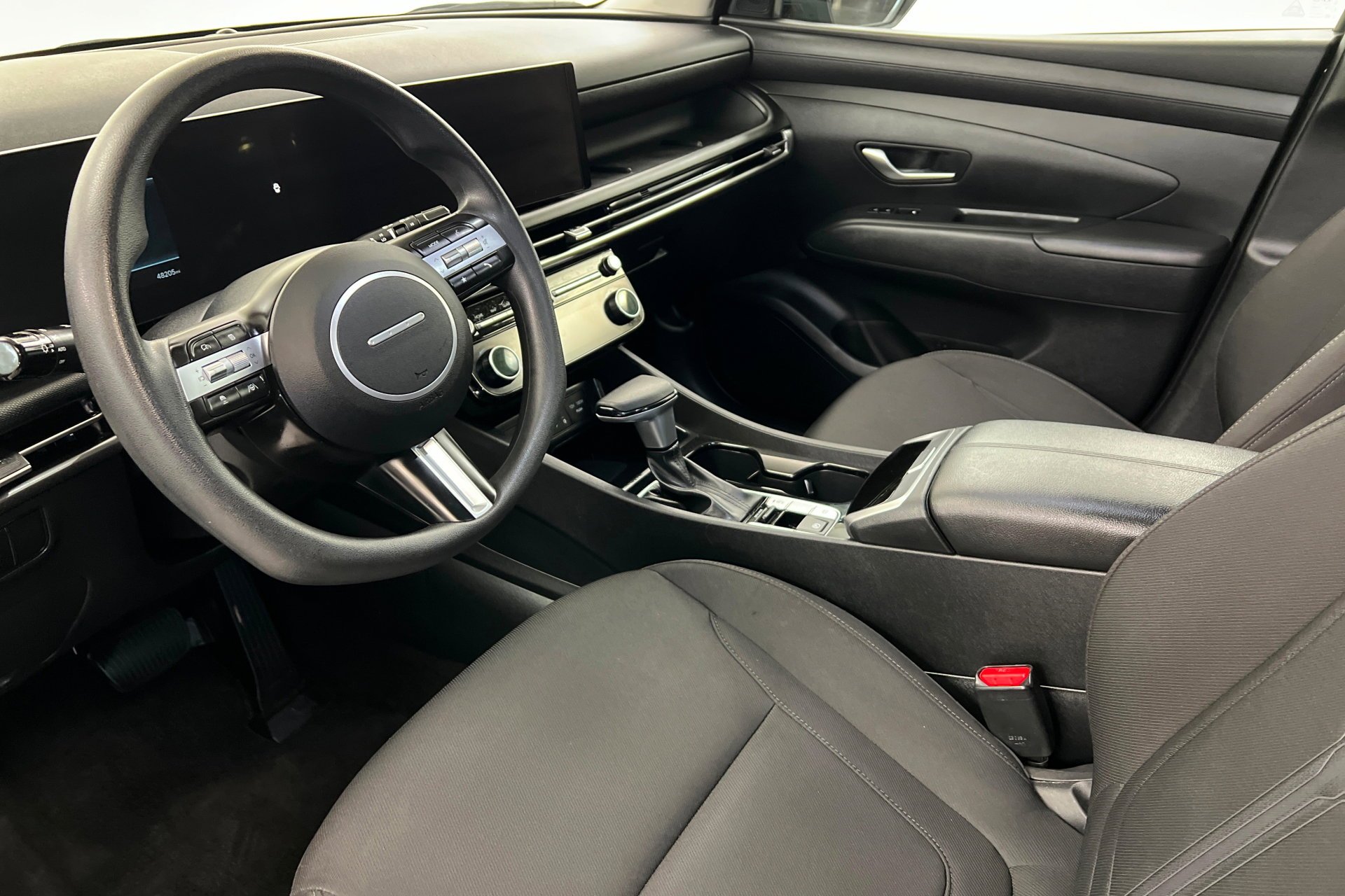 Used 2025 Rockwood Green Hyundai SEL image 16