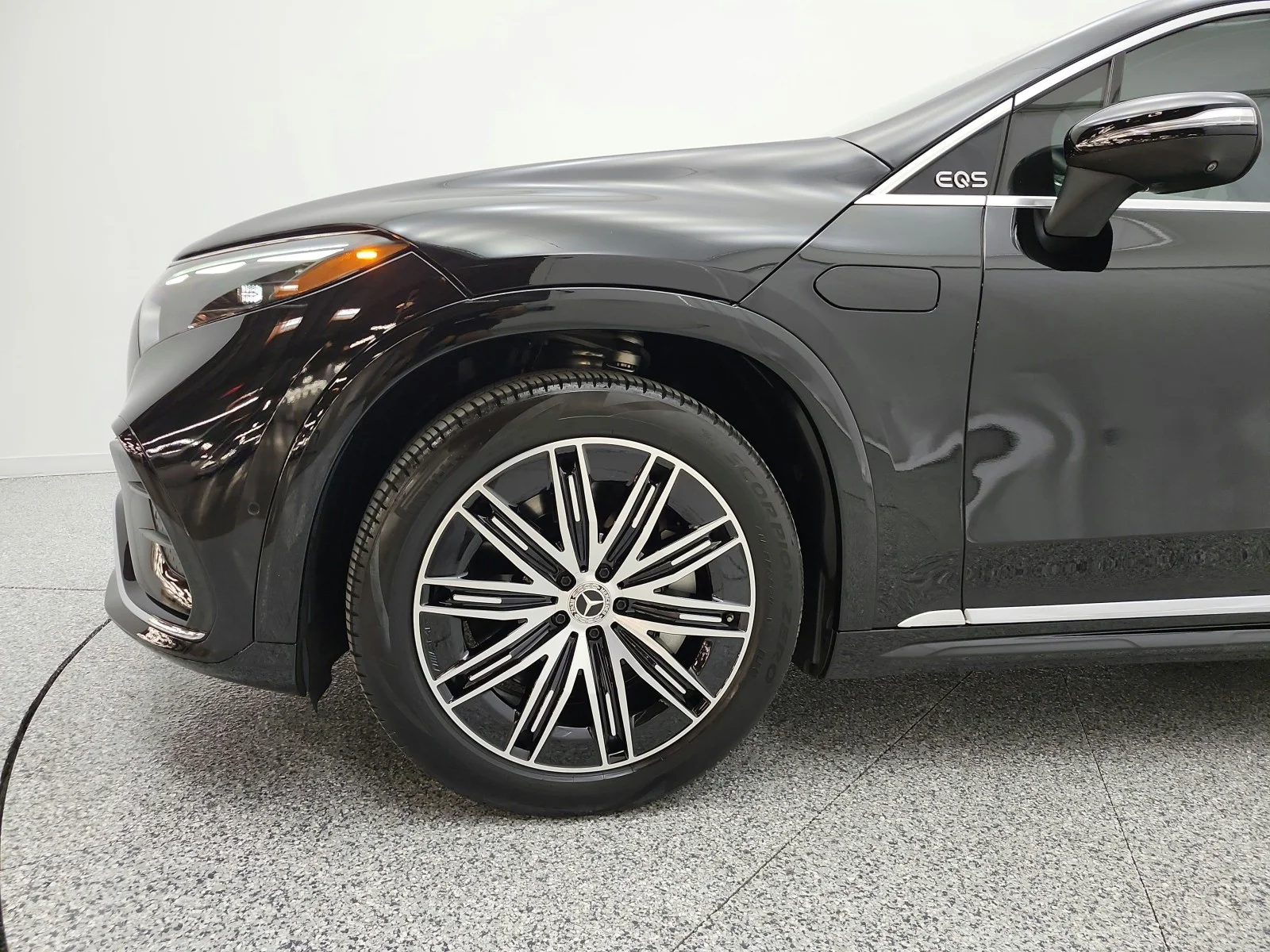Certified Used 2023 Black Mercedes-Benz EQS 580 4MATIC® SUV image 21