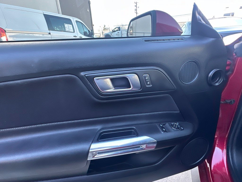Used 2022 Red Ford GT image 15