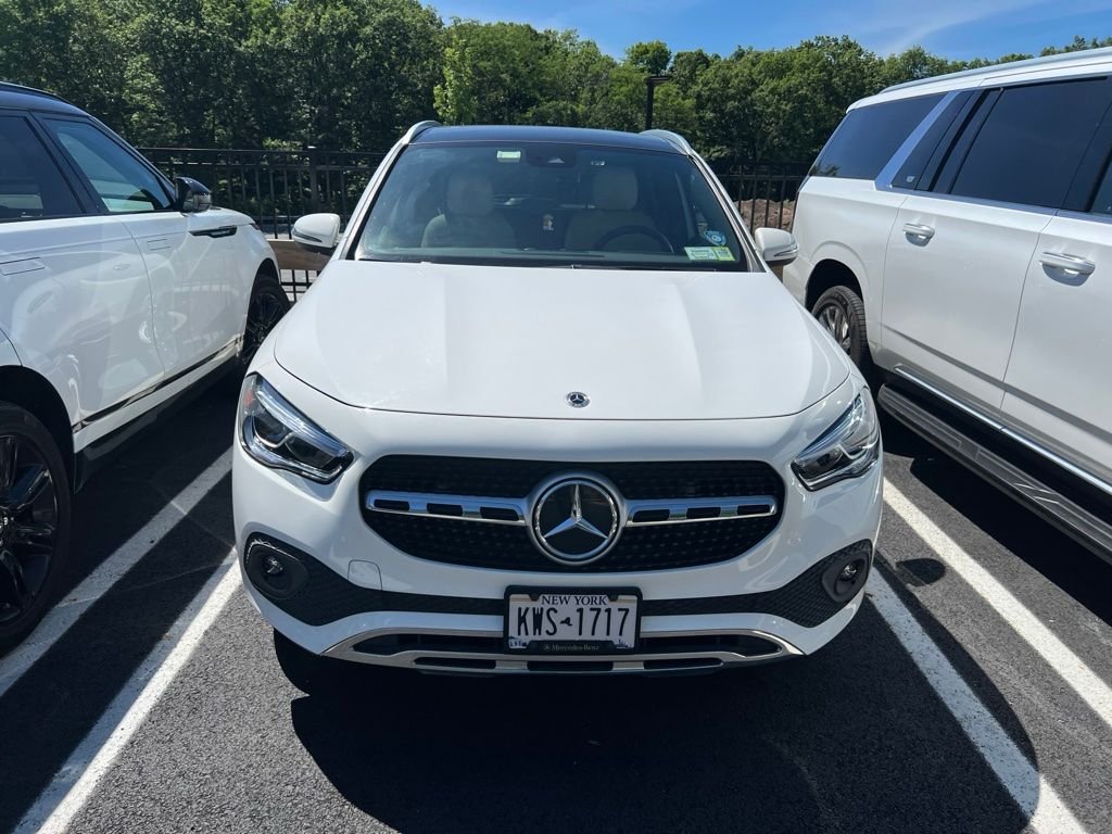 Certified Used 2022 White Mercedes-Benz GLA 250 image 2