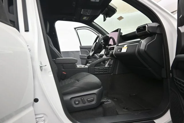 New 2026 Wind Chill Pearl <sup>1</sup> Toyota  TRD Sport Premium image 15