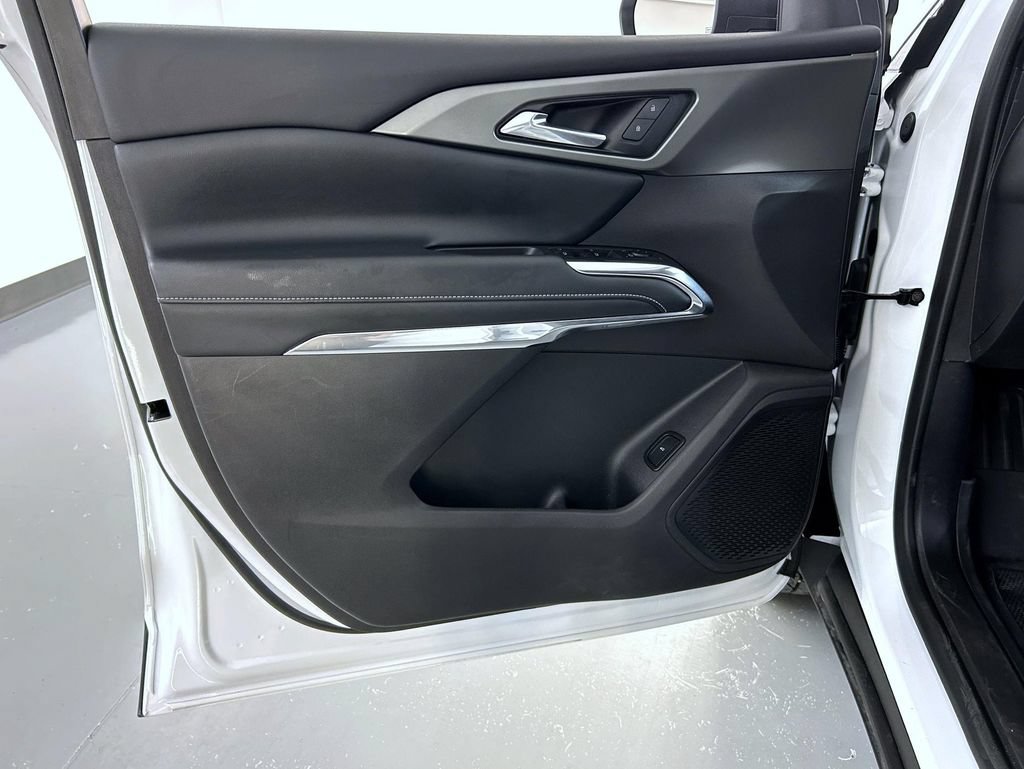 2025 Chevrolet Traverse LT - Photo 10
