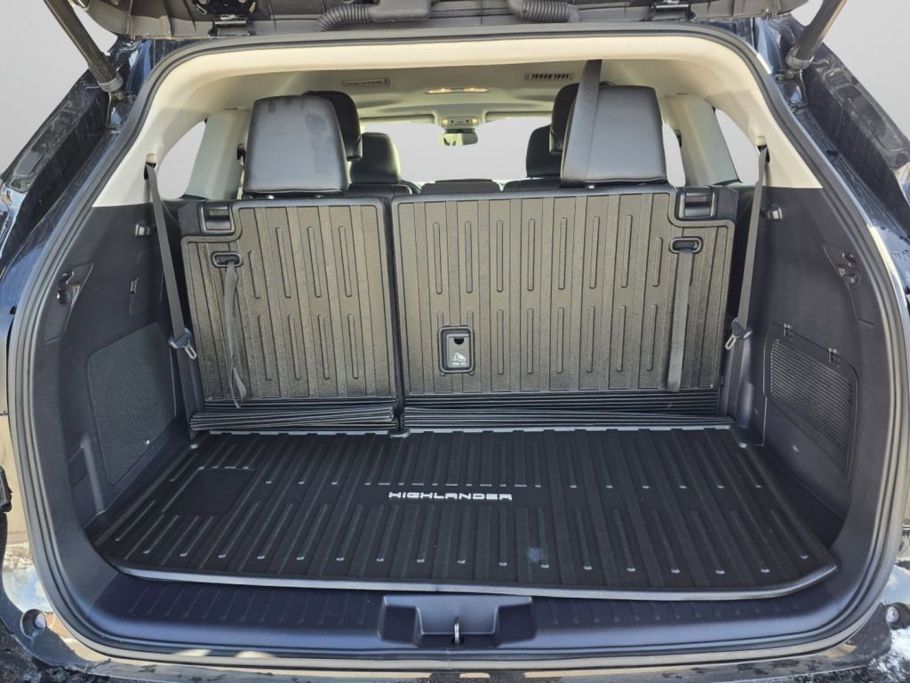 2022 Toyota Highlander Limited - Photo 29