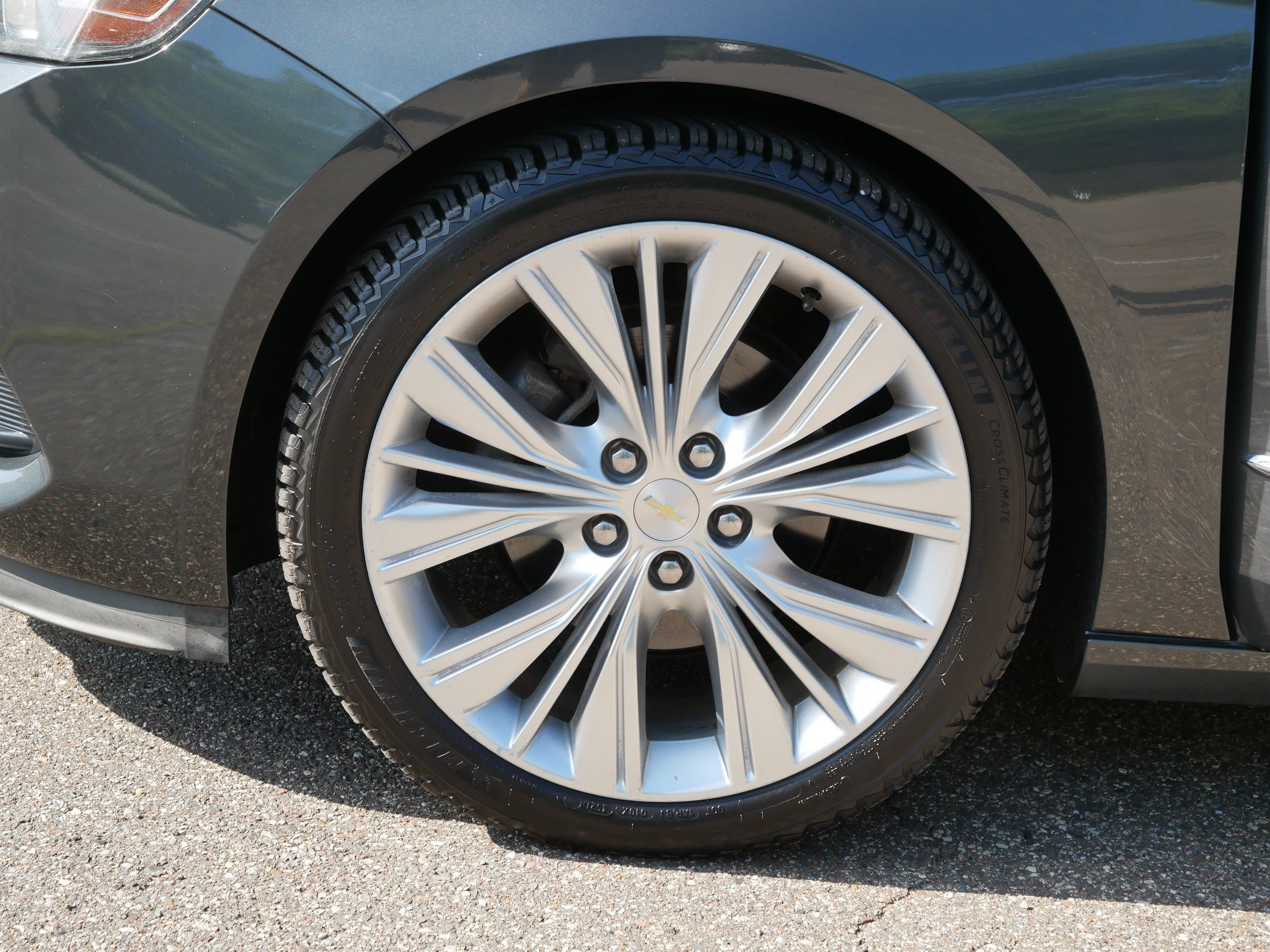 Used 2014 Ashen Gray Metallic Chevrolet LTZ image 15