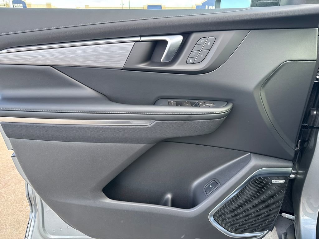 2026 Buick Enclave Preferred - Photo 17
