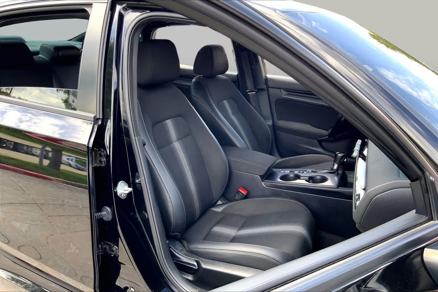 Used 2023 Crystal Black Pearl Honda Sport image 9