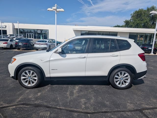 Used 2013 Alpine White BMW xDrive28i image 1