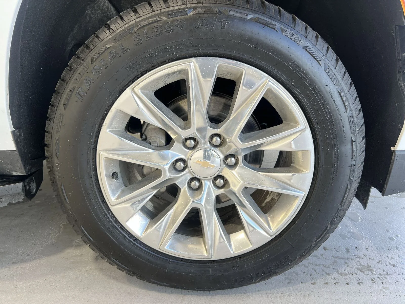 Used 2024 White Chevrolet Premier image 10
