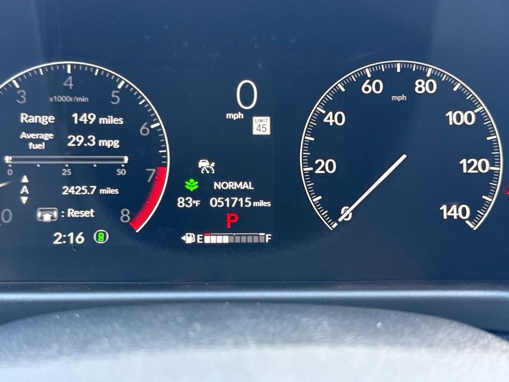 Used 2025 Silver Honda EX-L image 24