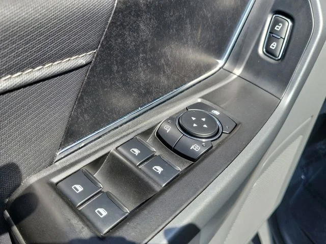 Used 2021 Oxford White Ford XLT image 19