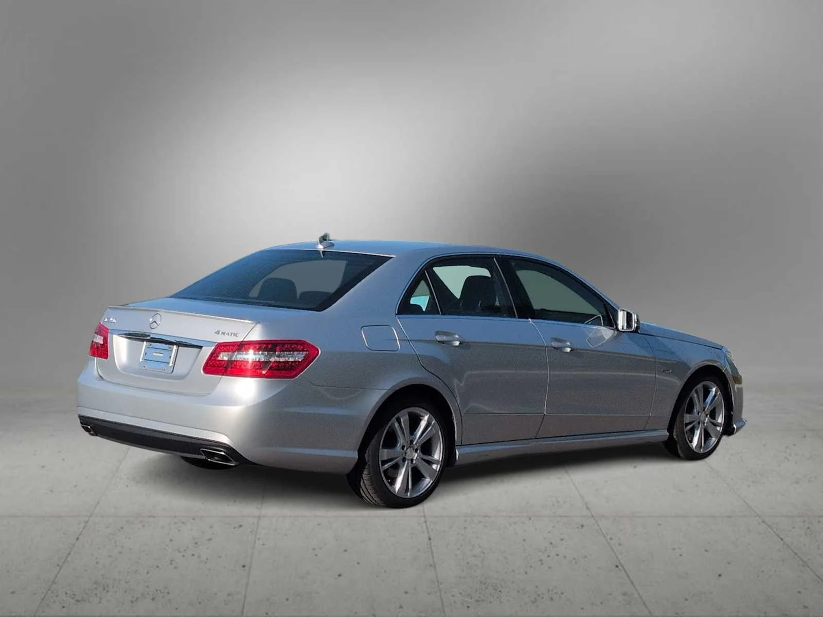 Used 2012 Iridium Silver Metallic Mercedes-Benz E 350 Sport image 8