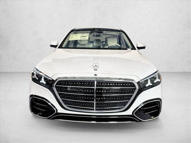 New 2027 MANUFAKTUR Moonlight White Metallic Mercedes-Benz S 500 image 32