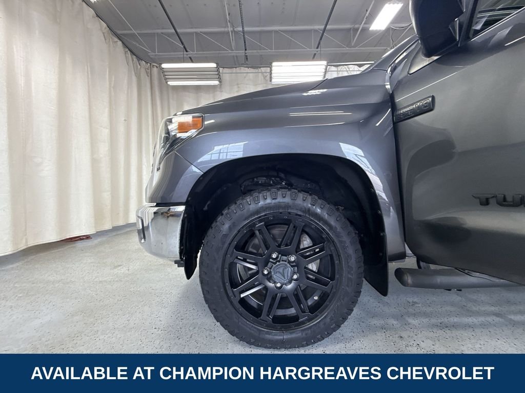 Used 2020 Magnetic Gray Metallic Toyota SR5 image 41