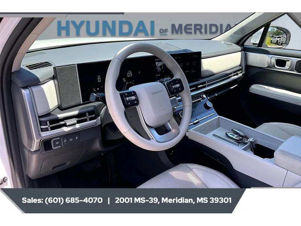 Used 2025 SERENITY WHITE Hyundai SEL image 12
