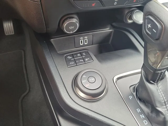 Used 2019 Magnetic Metallic Ford XLT image 25
