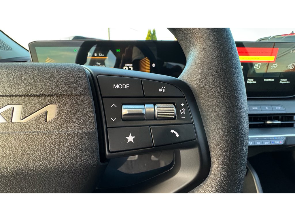 New 2026 Snow White Pearl Kia LXS image 11