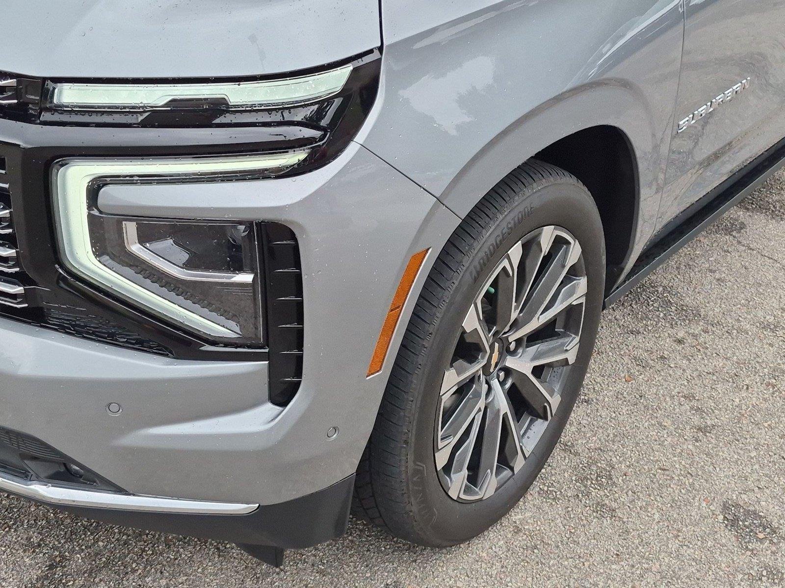 Used 2025 Sterling Gray Metallic Chevrolet High Country image 9