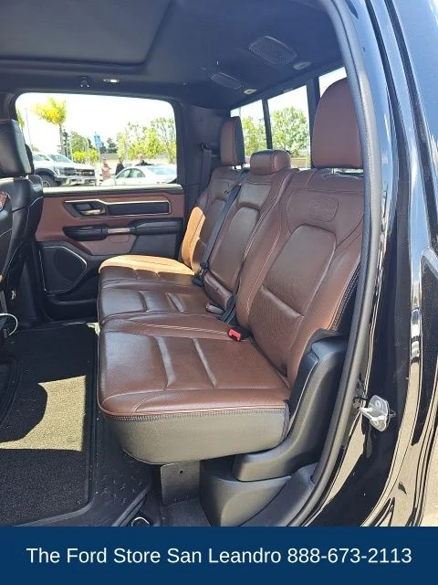 Used 2022 Diamond Black Ram Limited image 15