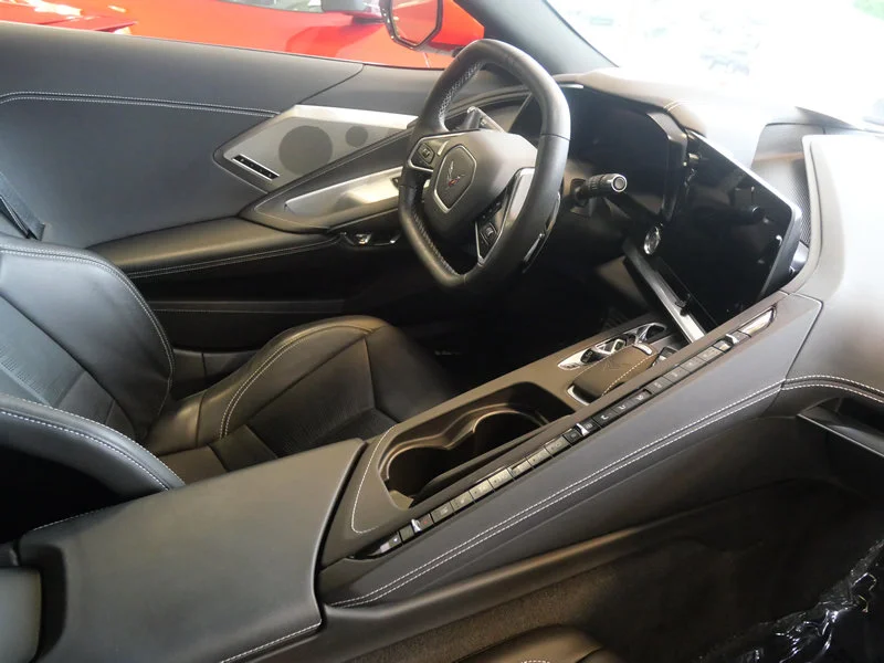 Used 2020 TORCH RED Chevrolet 2LT image 14