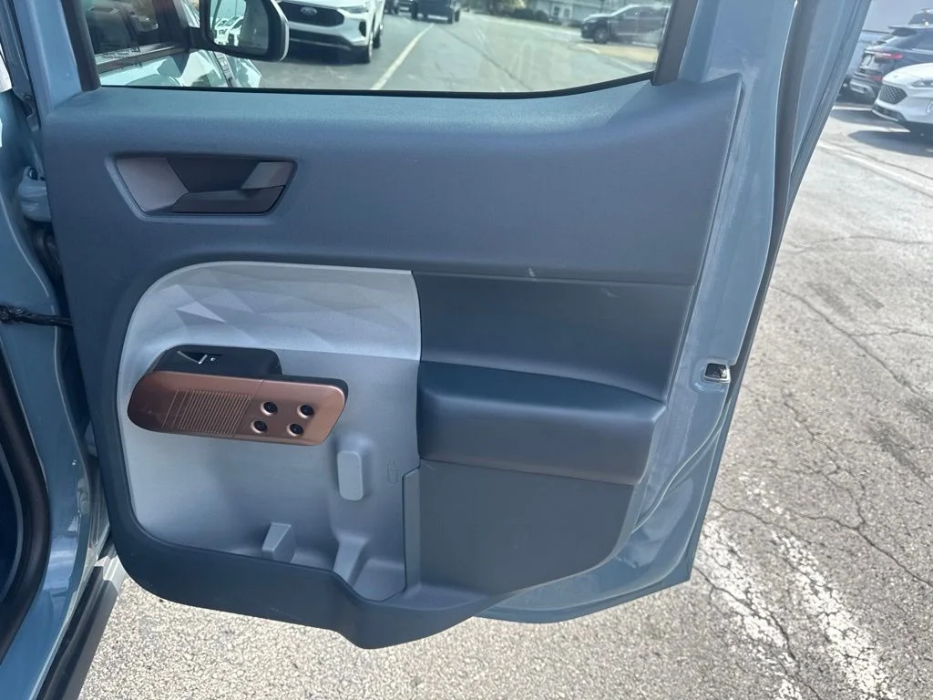 Used 2022 Area 51 Ford Lariat image 34