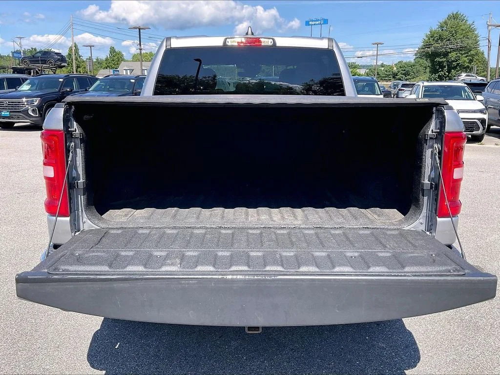 Used 2025 Billet Silver Metallic Clearcoat Ram Big Horn/Lone Star image 33