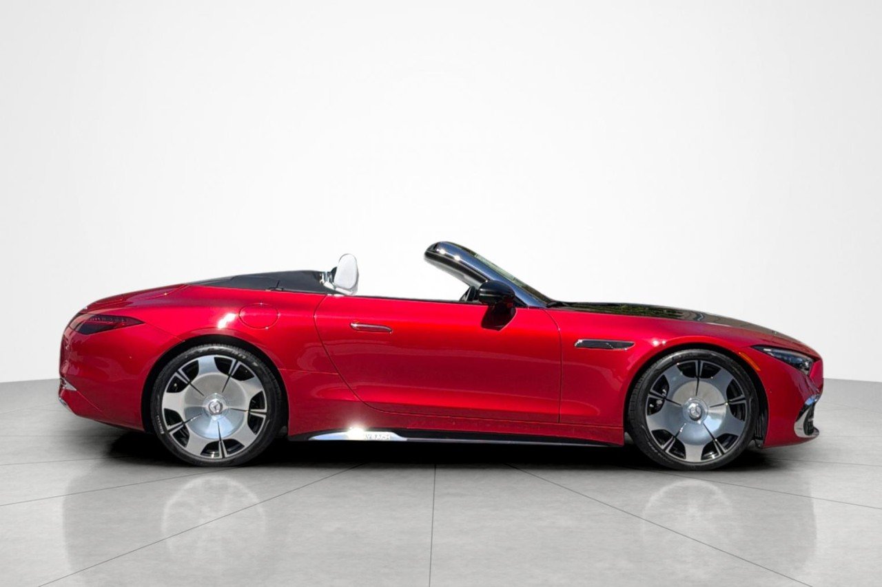 New 2026 MANUFAKTUR garnet red metallic (Red Ambiance) Mercedes-Benz Maybach SL 680 Monogram Series Roadster image 6