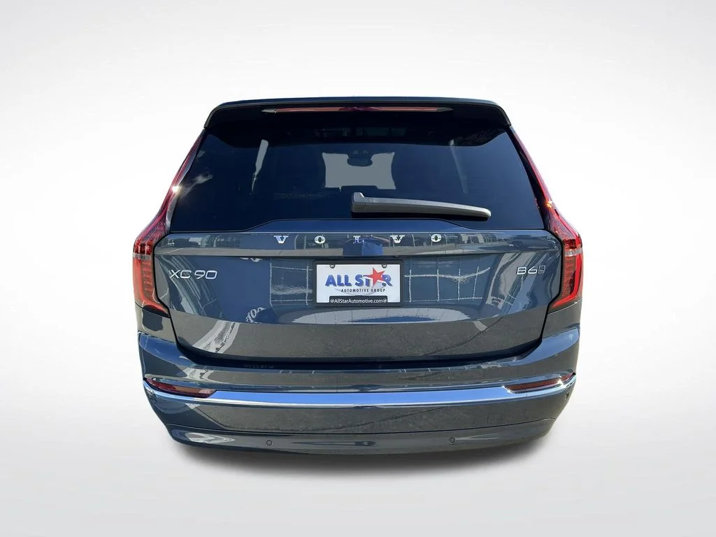 2026 Volvo XC90 Plus - Photo 7