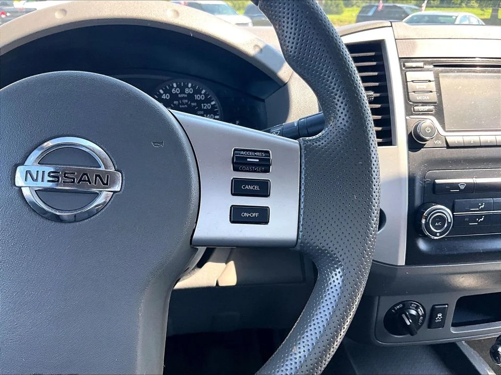 Used 2015 Blue Nissan SV image 20