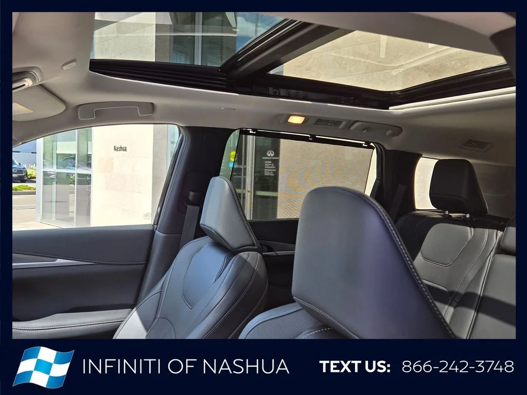 Certified Used 2026 Black INFINITI LUXE image 6
