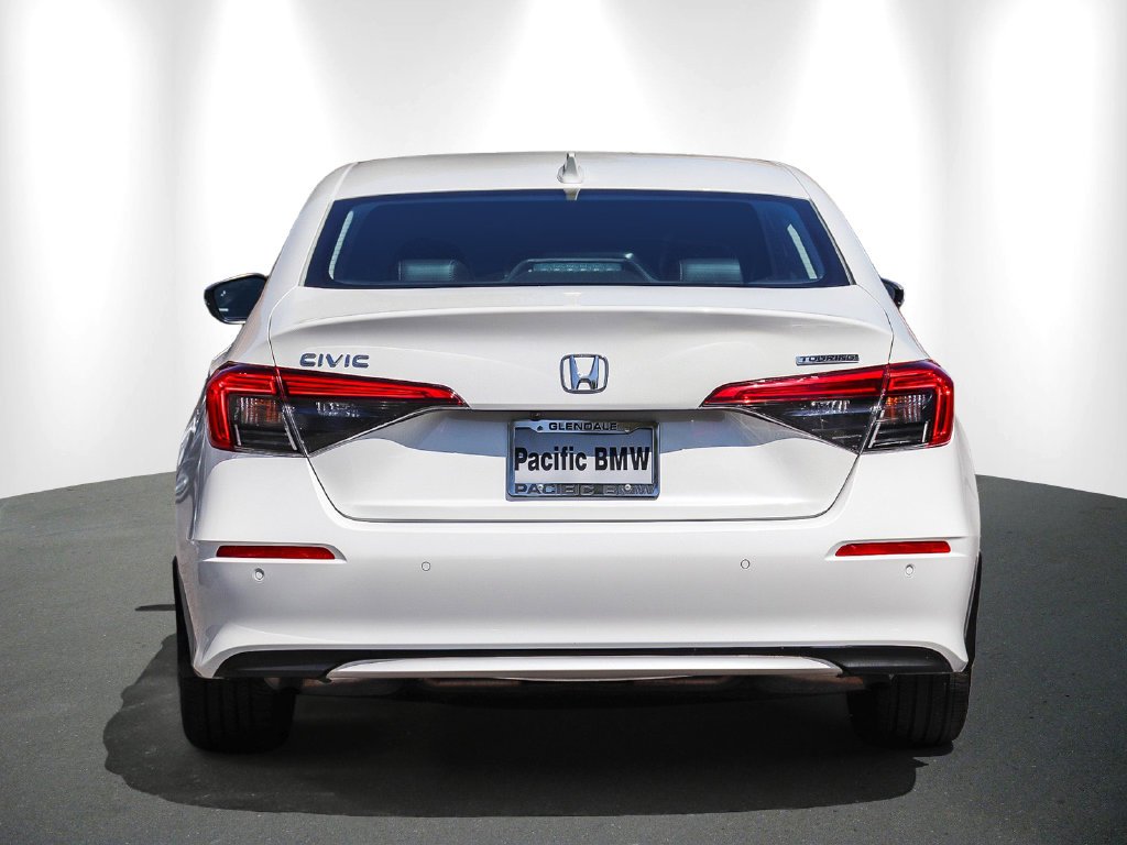Used 2024 White Honda Touring image 5