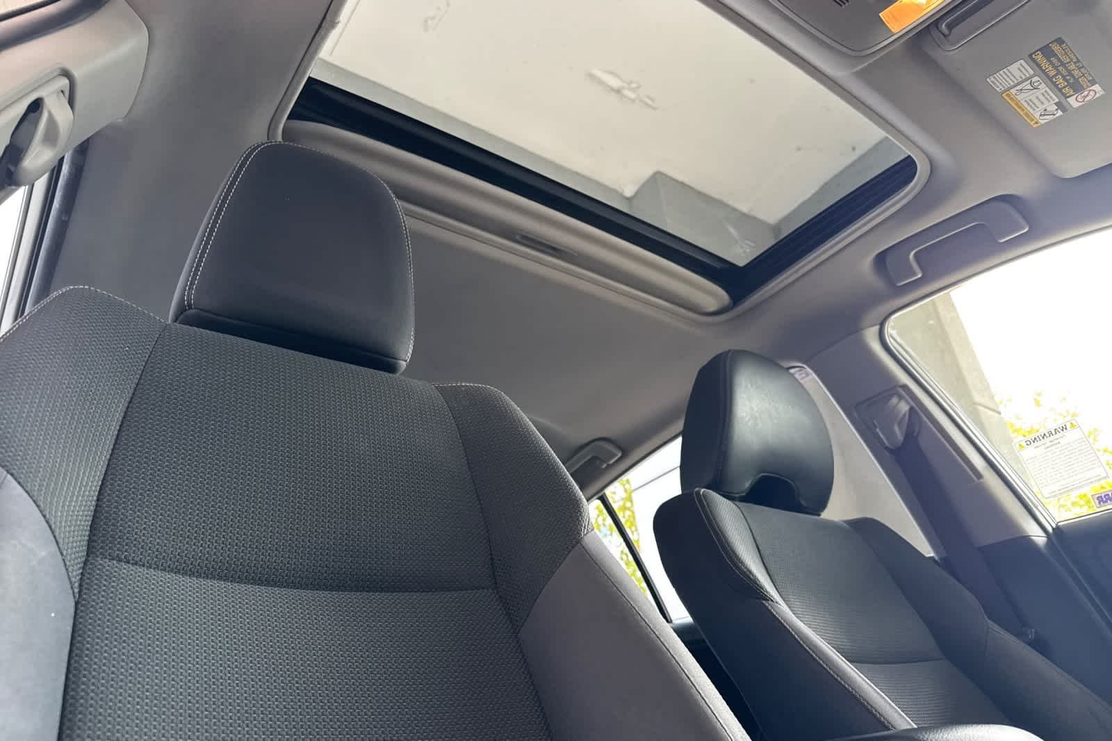 Used 2016 Super White Toyota XLE image 17
