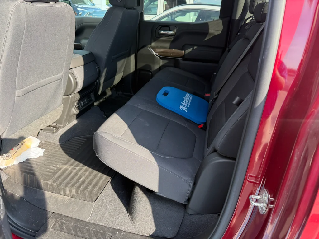 Used 2019 CAJUN RED TINTCOAT Chevrolet RST image 5